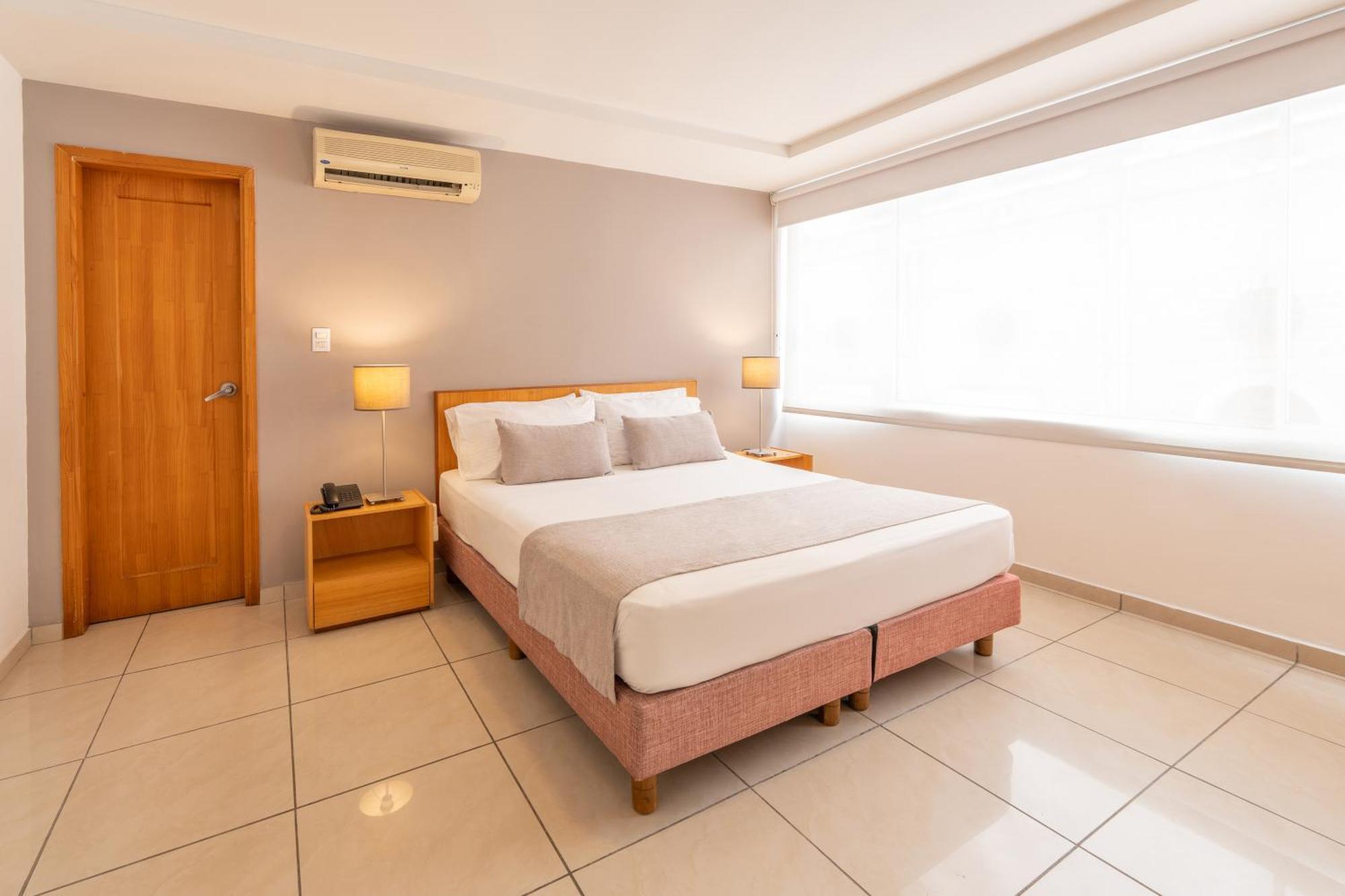 Basic Hotel Centenario By Hoteles Ms Cali Esterno foto