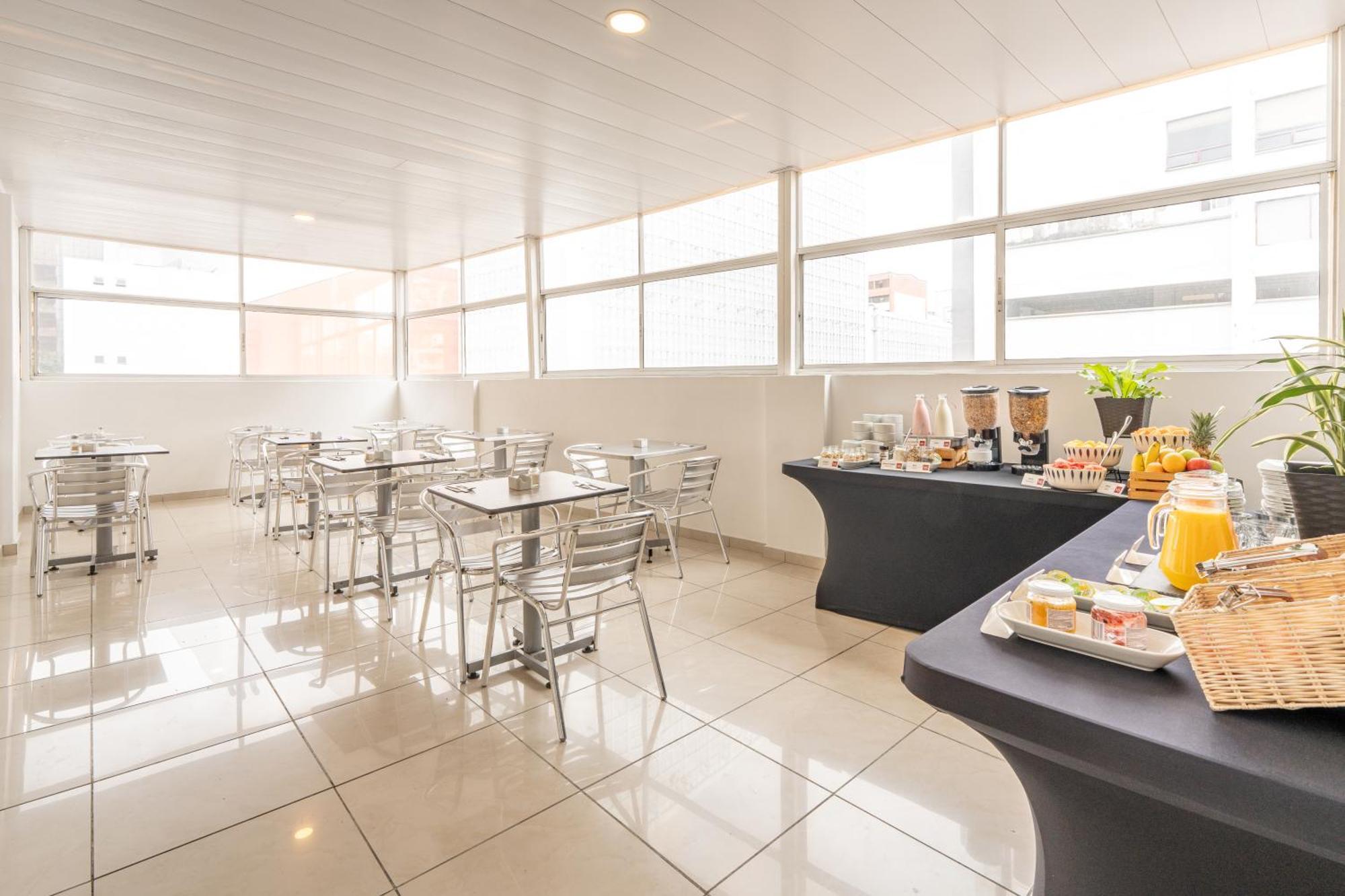 Basic Hotel Centenario By Hoteles Ms Cali Esterno foto