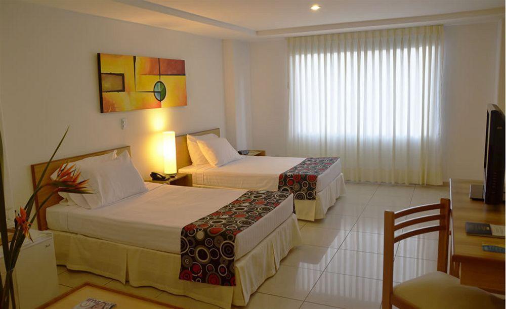 Basic Hotel Centenario By Hoteles Ms Cali Esterno foto
