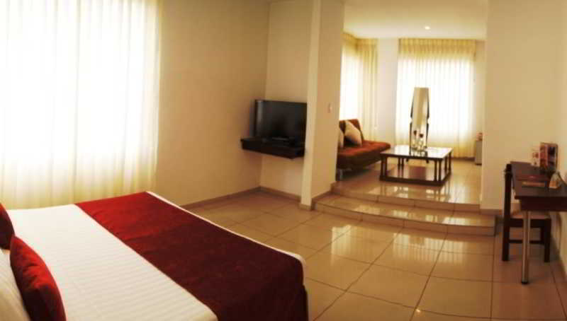 Basic Hotel Centenario By Hoteles Ms Cali Esterno foto